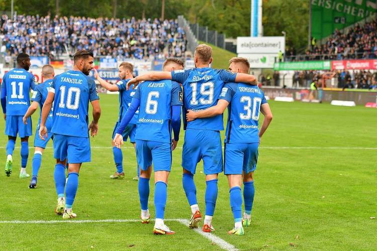 开云足球直播-华尔索尔迎战南安普顿！双方实力对决