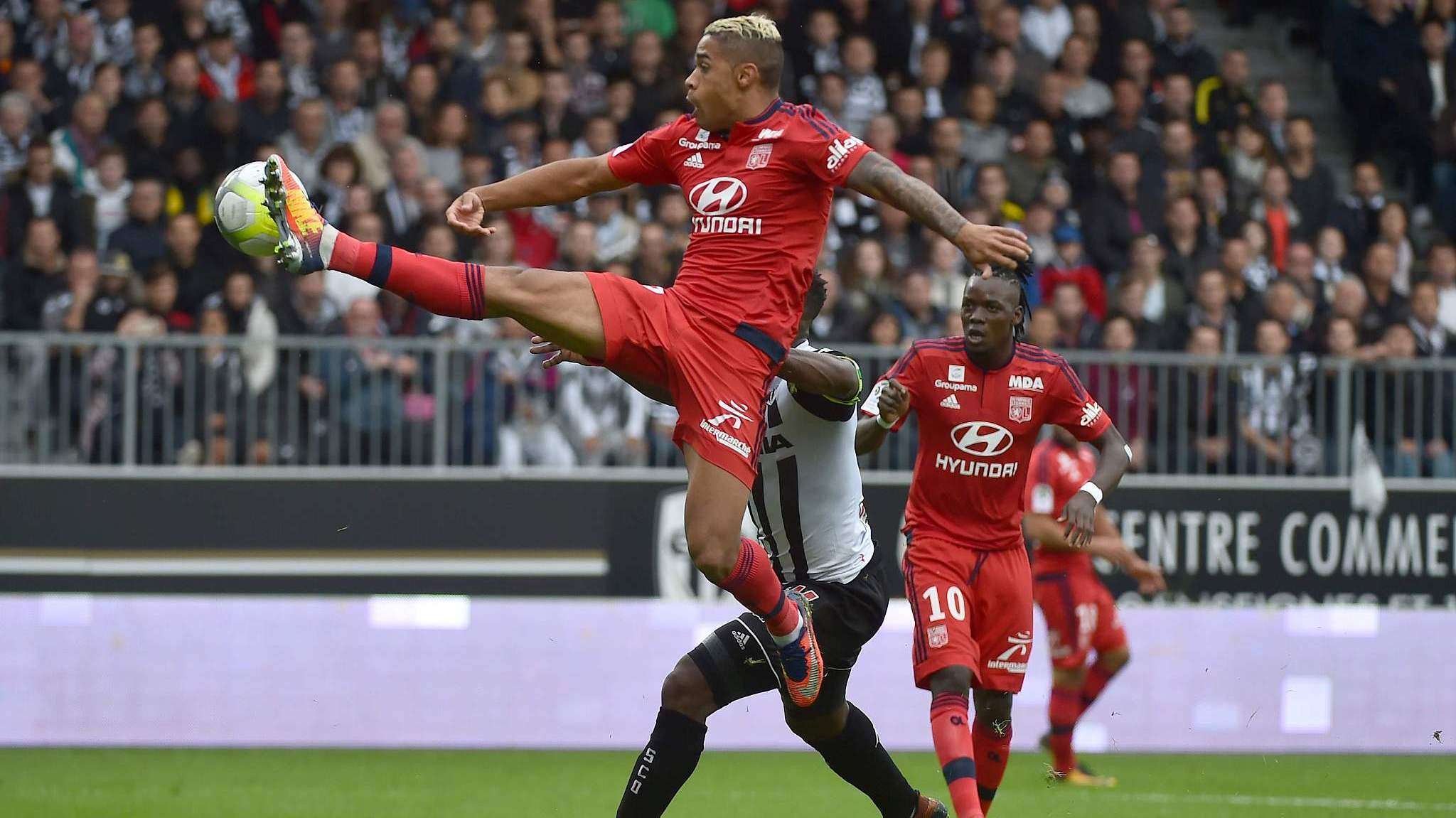 开云下载-昂热队球员备战状态出色，将迎战领头羊