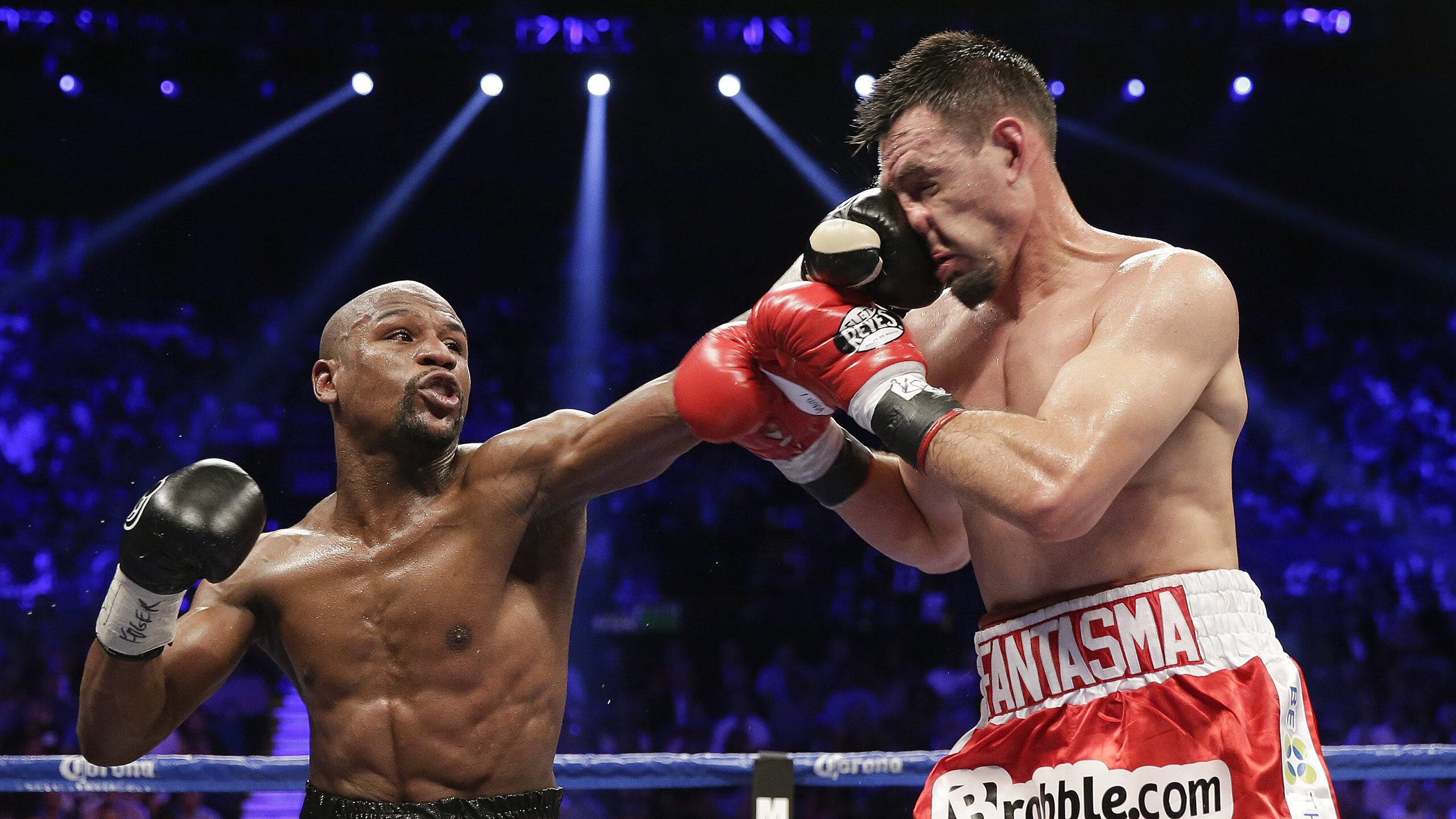 欧冠半决赛之夜，贝林厄姆攻防两端的统治艺术