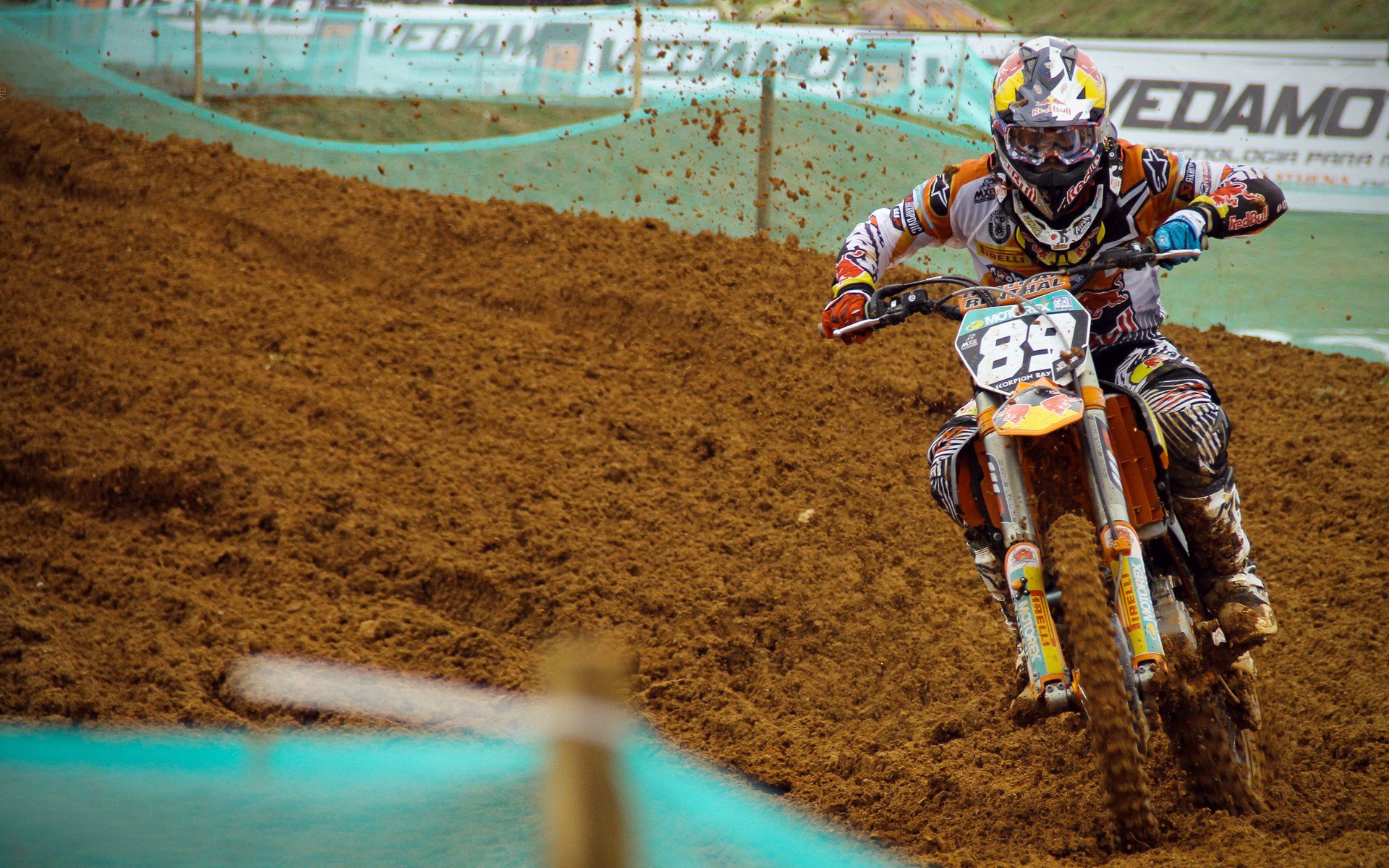 绿茵场上的分水岭，弗拉霍维奇连续破门与玻利维亚单节风暴的胜利哲学