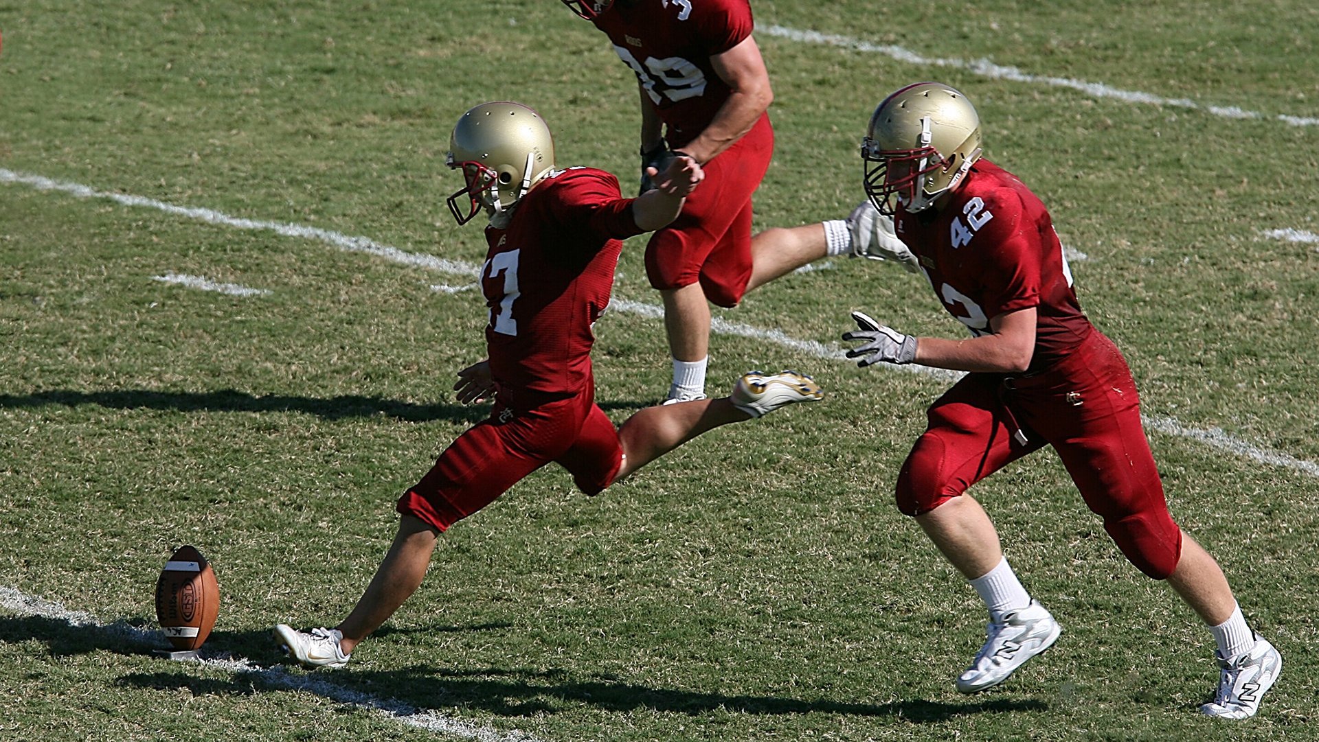拉亚爆发，卡塔尔加时鏖战，一记绝杀改写阿拉伯足球史